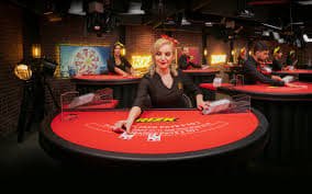 pusat platform gaming environment and user interface